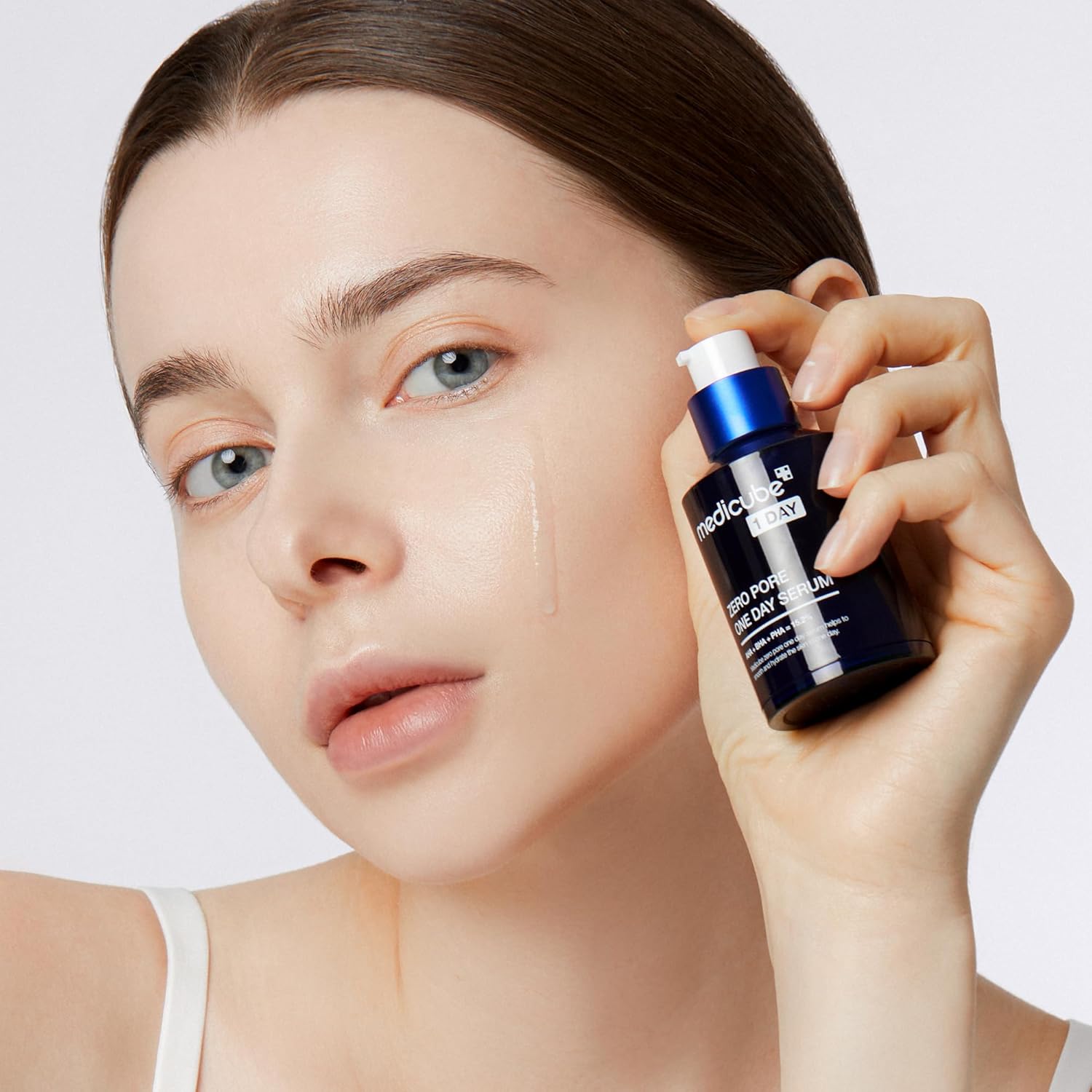 medicube Medicube Zero Pore One-day Serum 1.01 fl.oz - Overnight Resurfacing Serum with Pore Tightening Complex - 15.2% AHA+BHA+PHA & 2% Niacinamide - 10.8% reduction in pore appearance after one